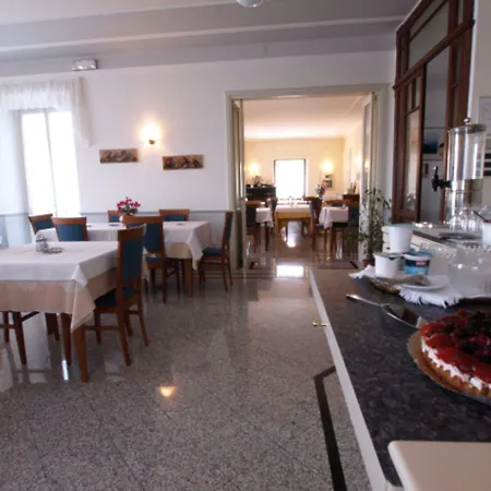 Szálloda Brisino Stresa