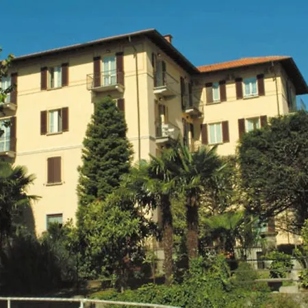 Szálloda Brisino Stresa