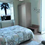 فندق Brisino ستريزا