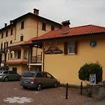 Brisino فندق