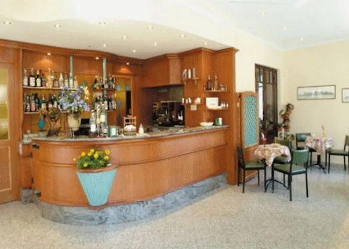 Brisino 스트레사